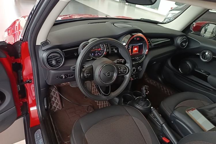 Used MINI 2019 1.5T ONE PLUS Center Console