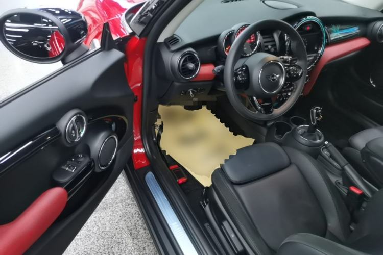 Used MINI 2019 1.5T COOPER Artist Driver Seat