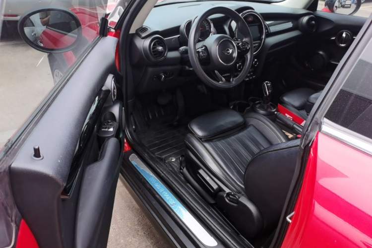 Used MINI 2019 2.0T COOPER S Artist Driver Seat