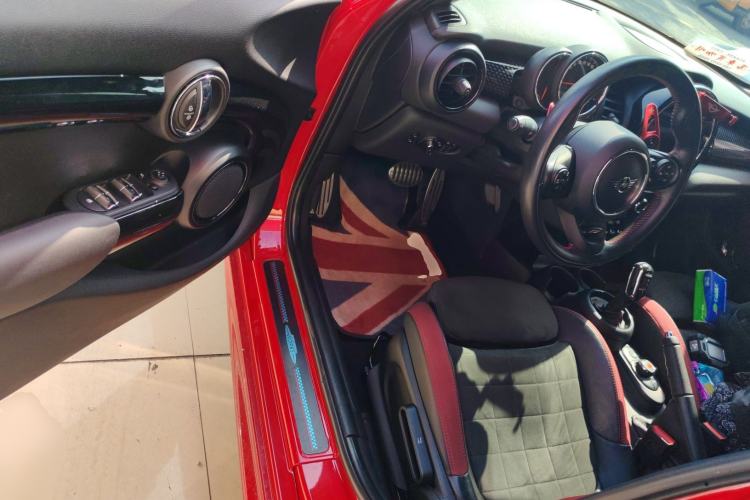 Used MINI 2019 2.0T COOPER S Racing Edition Five-Door Version Driver Seat
