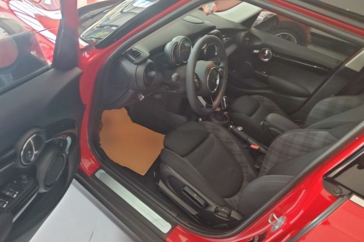 Used MINI 2019 1.5T COOPER Classic Edition Five-Door Version Driver Seat