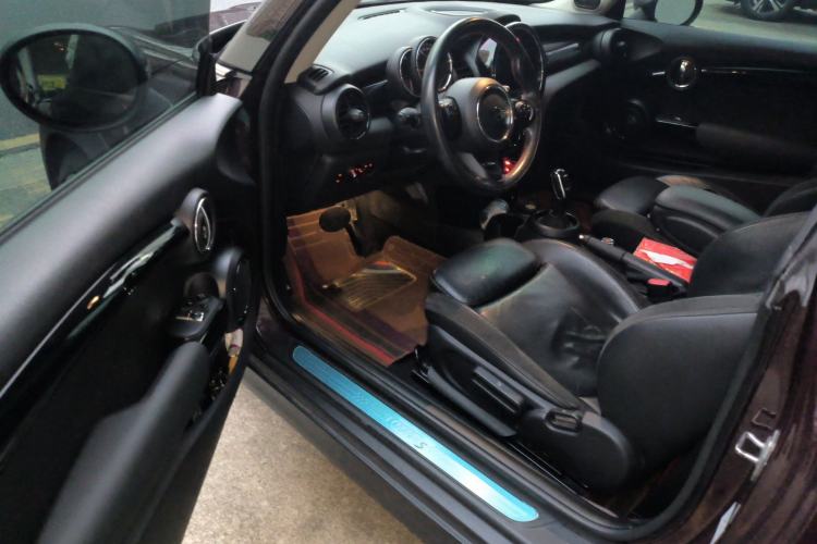 Used MINI  Driver Seat