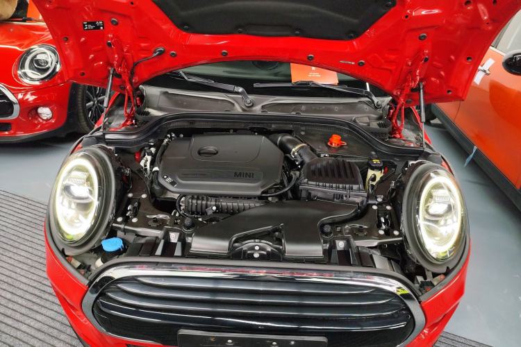 Used MINI 2019 1.5T COOPER Classic Edition Five-Door Version Engine Bay