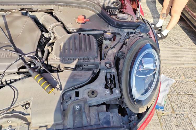 Used MINI 2019 1.5T COOPER Classic Edition Five-Door Version Engine Bay Left