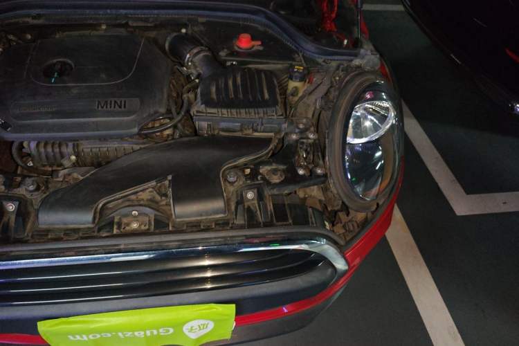 Used MINI 2019 1.5T ONE Five-Door Edition Engine Bay Left