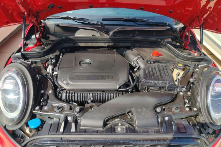Used MINI 2019 2.0T COOPER S Racing Edition Five-Door Version Engine Bay