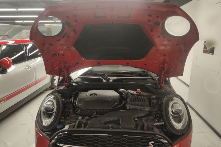 Used MINI 2019 2.0T COOPER S Artist Five-Door Edition Engine Bay