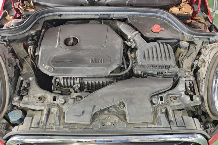 Used MINI 2019 1.5T COOPER Racing Edition Five-Door Model Engine Bay