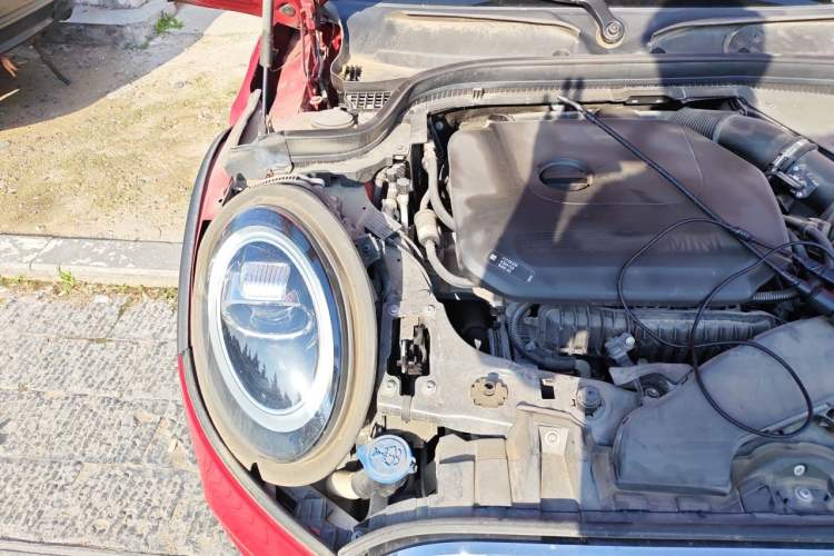 Used MINI 2019 1.5T COOPER Classic Edition Five-Door Version Engine Bay Right