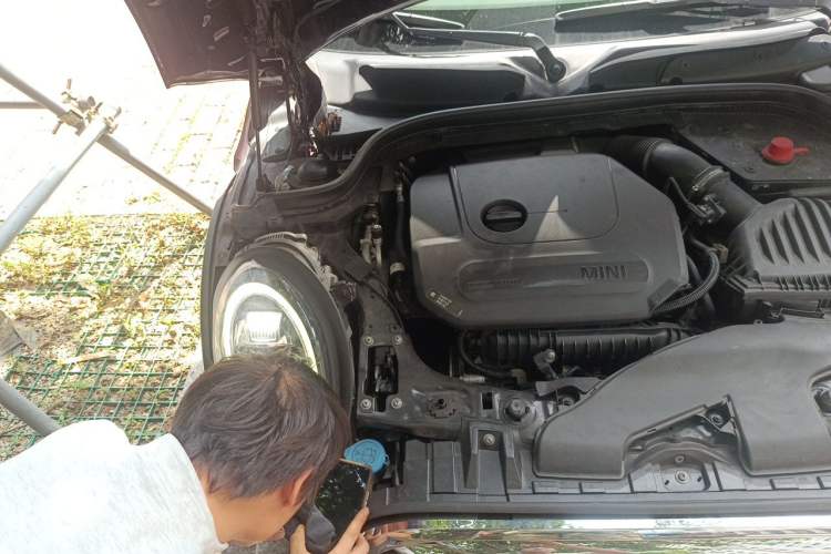Used MINI 2019 1.5T COOPER Artist Engine Bay Right