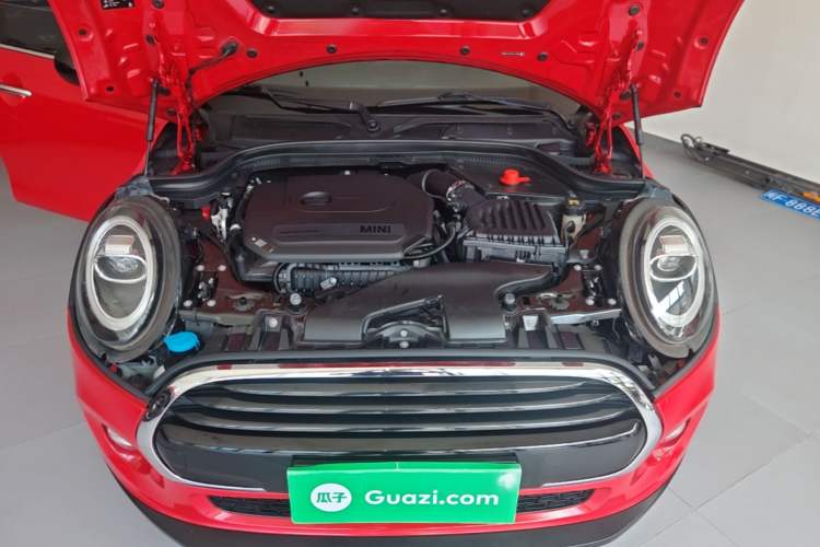 Used MINI 2019 1.5T COOPER Classic Edition Five-Door Version Engine Bay