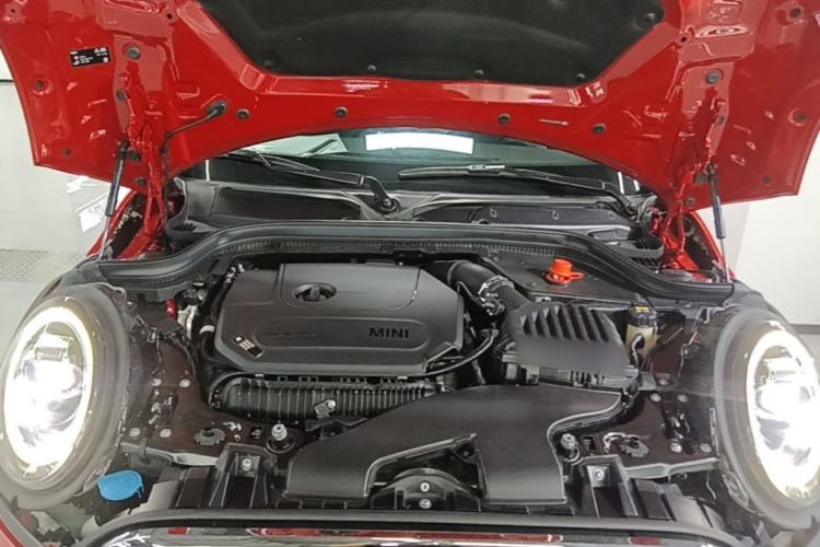 Used MINI 2019 2.0T COOPER S Classic Edition Five-Door Model Engine Bay