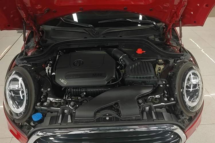 Used MINI 2019 1.5T COOPER Classic Edition Five-Door Version Engine Bay