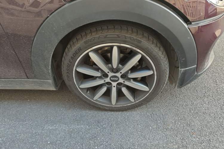 Used MINI 2019 1.5T COOPER Classic Edition Five-Door Version Exterior 4