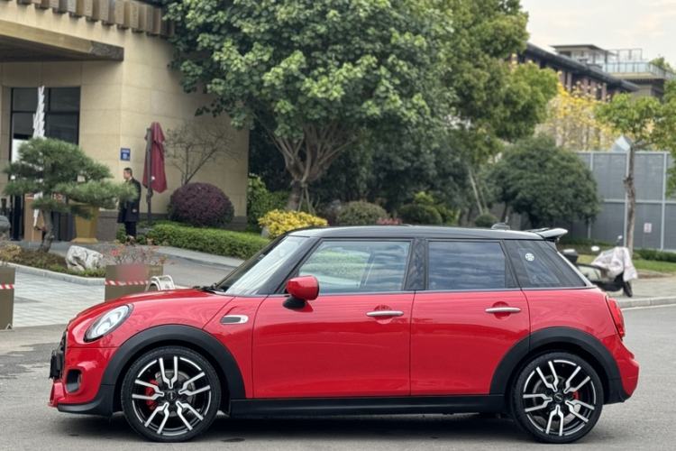 Used MINI 2019 1.5T ONE Five-Door Edition Exterior 4