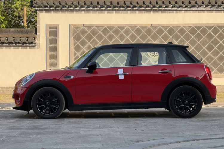 Used MINI 2019 1.5T COOPER Classic Edition Five-Door Version Exterior 5