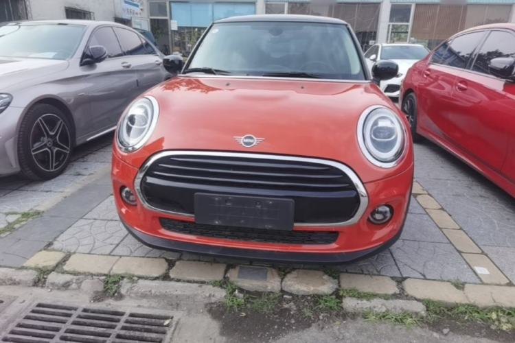 Used MINI 2019 1.5T COOPER Classic Edition Front