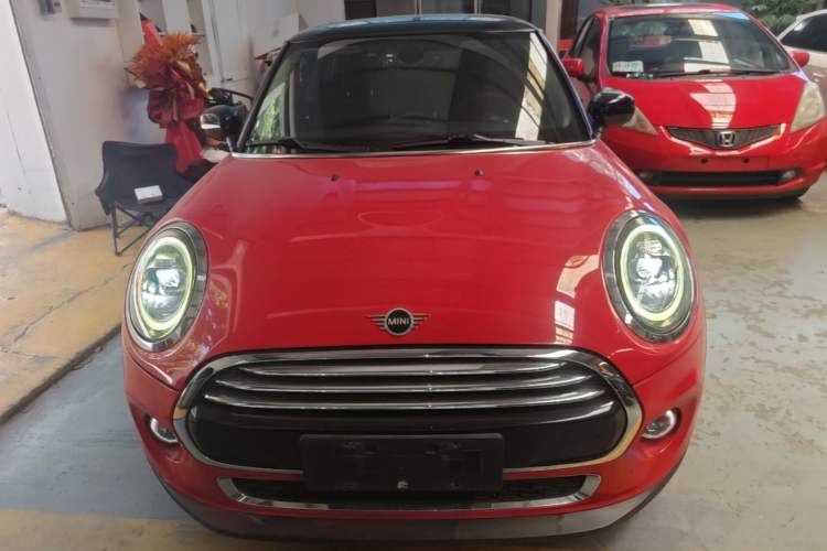 Used MINI 2019 1.5T COOPER Artist Front