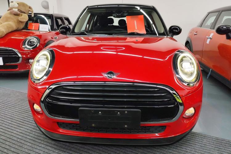 Used MINI 2019 1.5T COOPER Classic Edition Five-Door Version Front