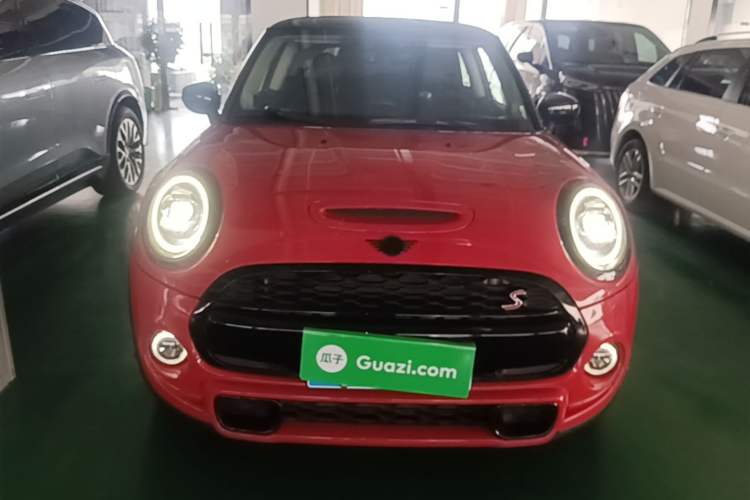 Used MINI 2019 2.0T COOPER S Classic Edition Front