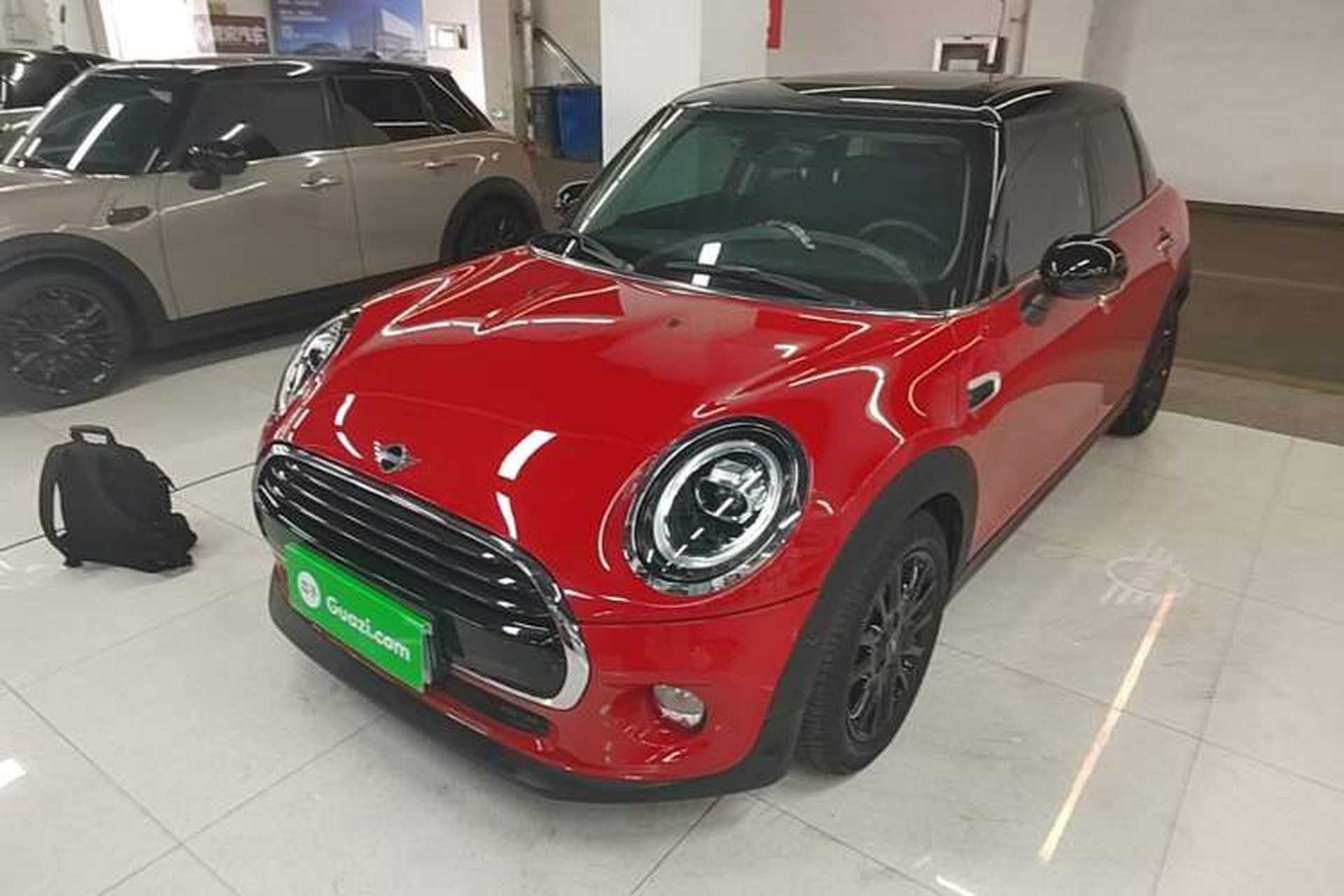 Used MINI 2019 1.5T COOPER Classic Edition Five-Door Version Front Left 45 Deg