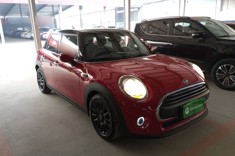 Used MINI 2019 1.5T ONE PLUS Five-Door Edition Front Right 45 Deg