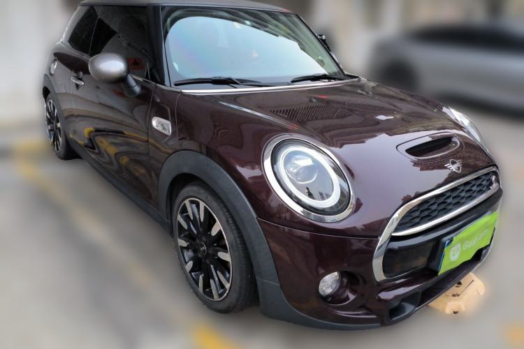 Used MINI  Front Right 45 Deg