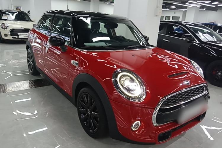 Used MINI 2019 2.0T COOPER S Classic Edition Five-Door Model Front Right 45 Deg