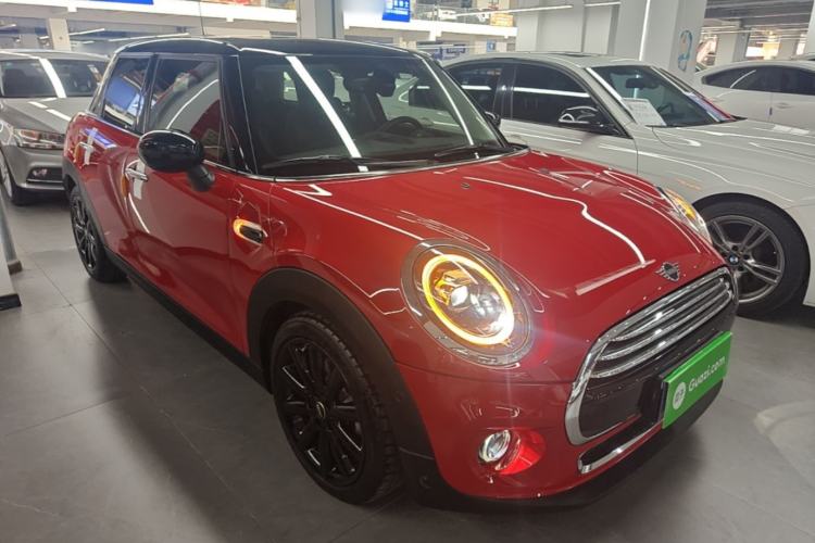 Used MINI 2019 1.5T COOPER Artist Five-Door Edition Front Right 45 Deg