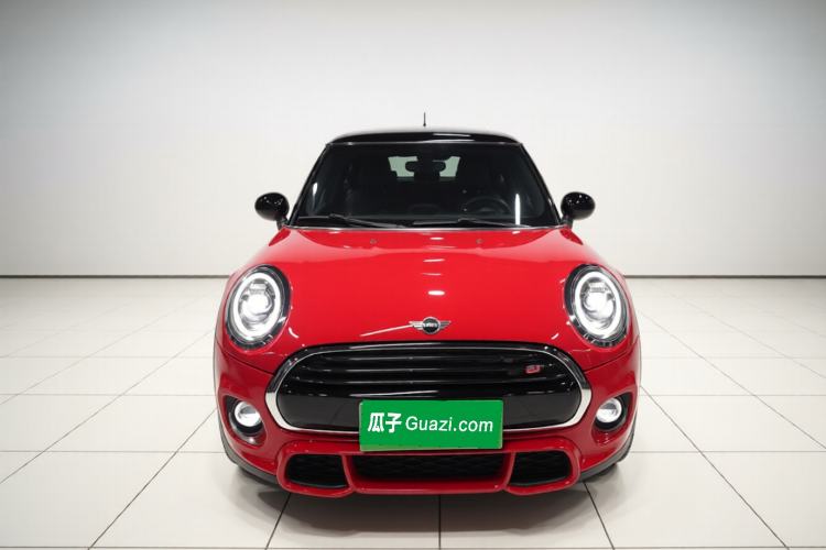 Used MINI 2019 1.5T COOPER Racing Driver Front