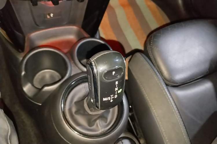 Used MINI 2019 1.5T COOPER Artist Gear Lever