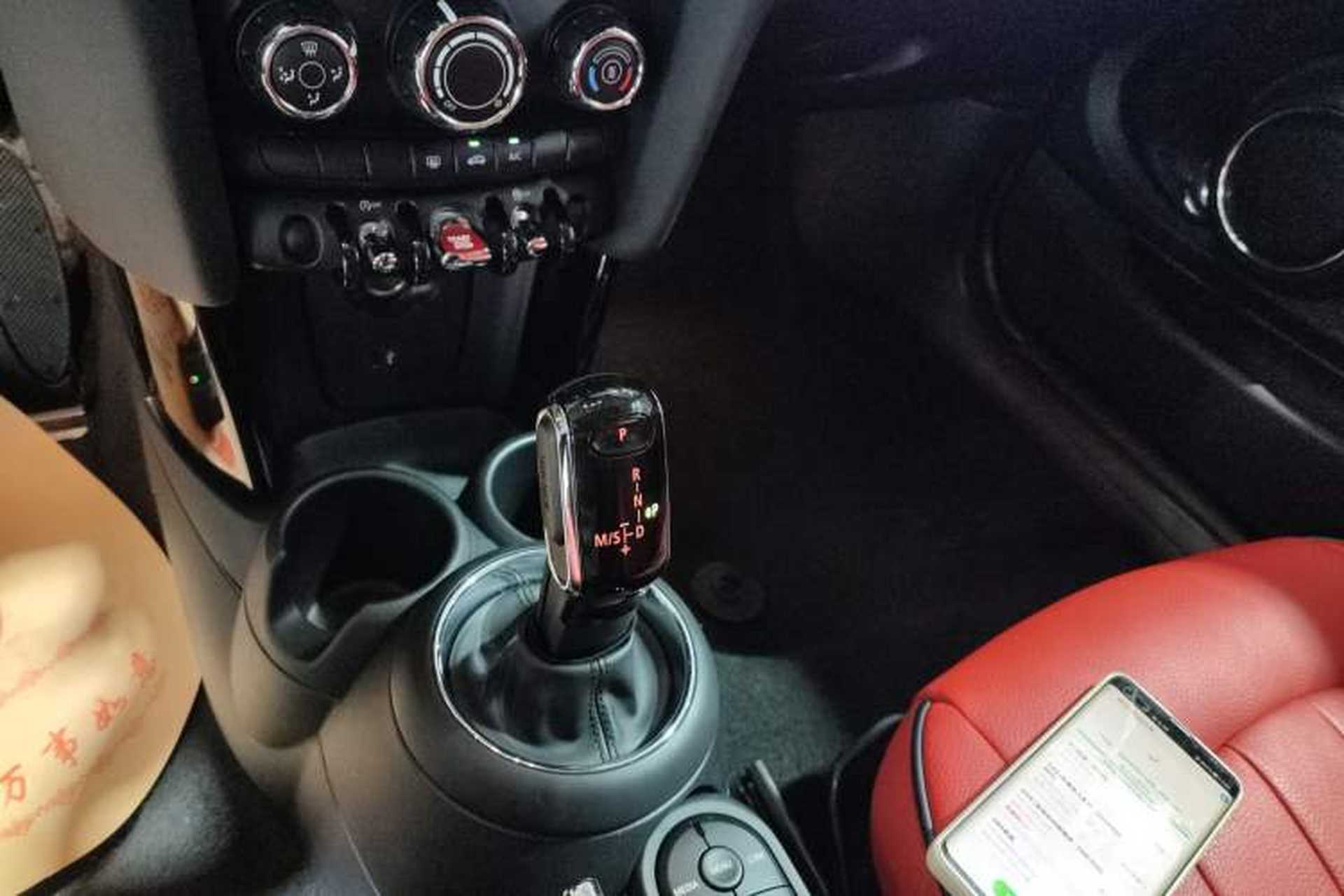 Used MINI 2019 1.5T ONE PLUS Gear Lever