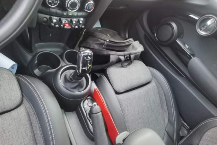 Used MINI 2019 1.5T COOPER Classic Edition Gear Lever
