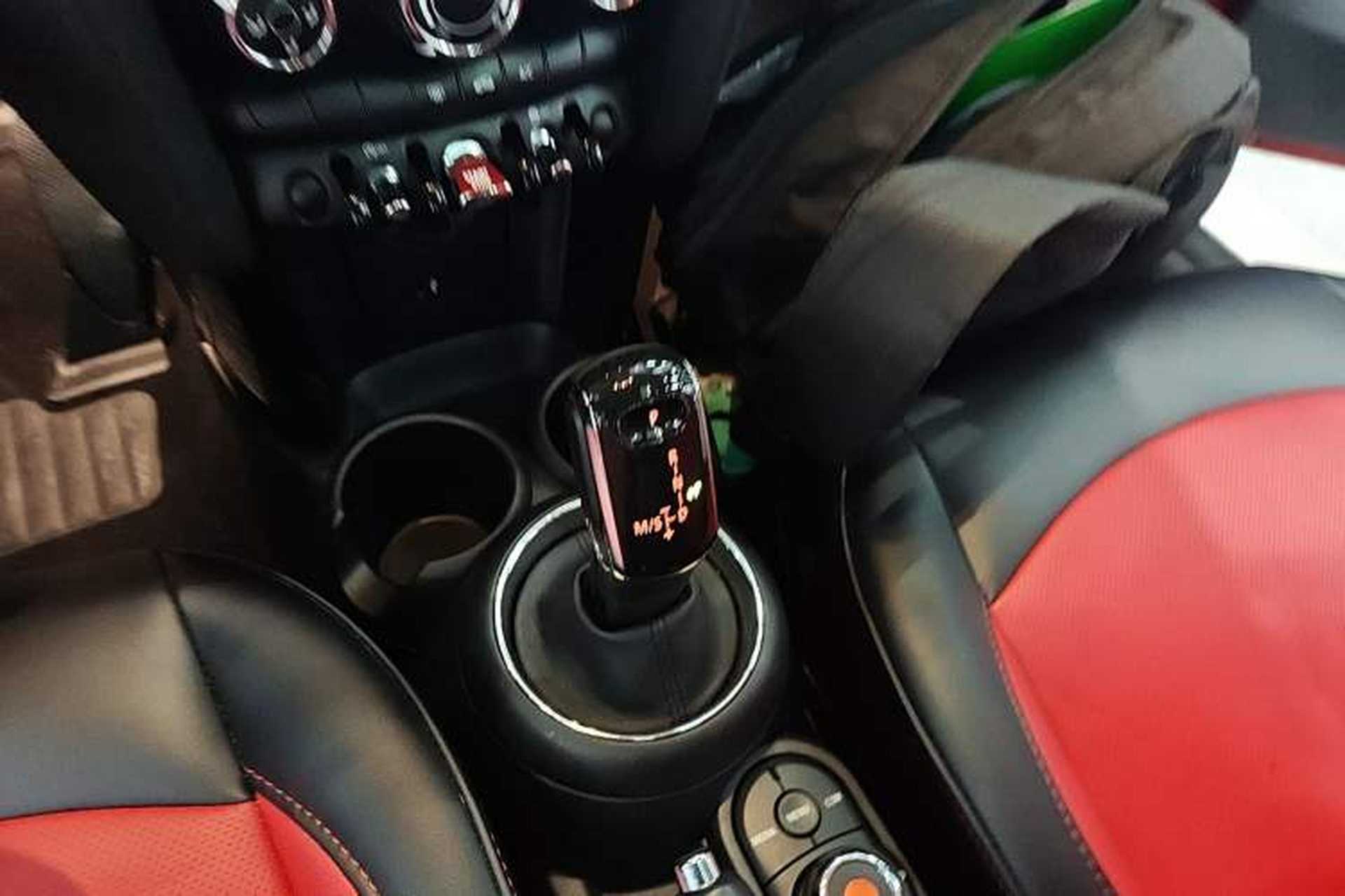 Used MINI 2019 1.5T ONE PLUS Gear Lever