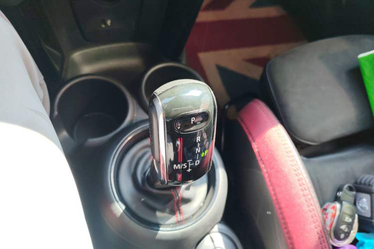 Used MINI 2019 2.0T COOPER S Racing Edition Five-Door Version Gear Lever