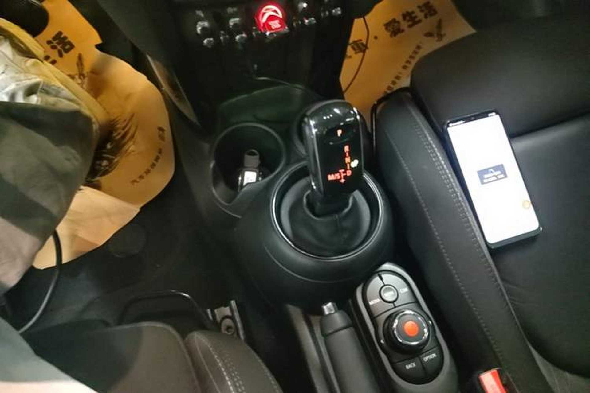Used MINI 2019 1.5T COOPER Classic Edition Five-Door Version Gear Lever