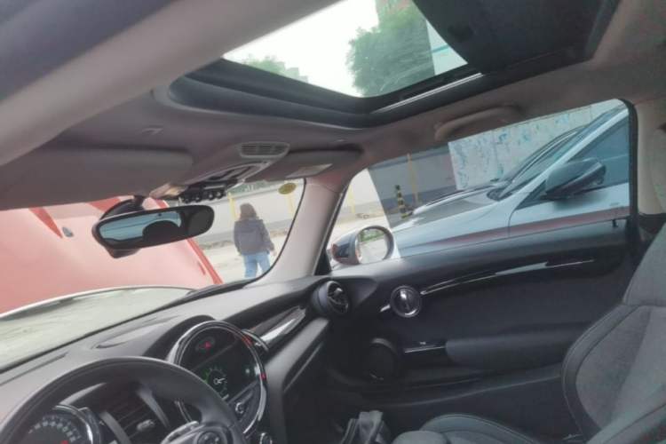 Used MINI 2019 1.5T COOPER Classic Edition Headliner