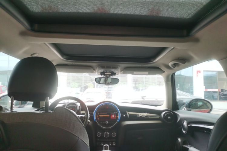 Used MINI 2019 1.5T COOPER Classic Edition Headliner