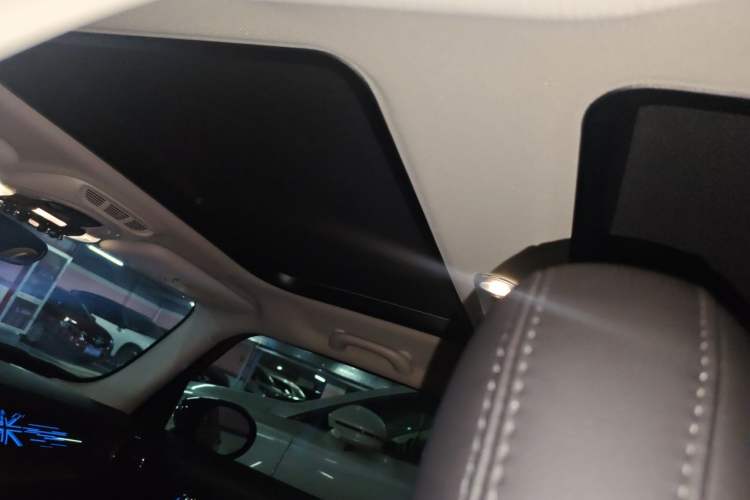 Used MINI 2019 1.5T COOPER Artist Five-Door Edition Headliner