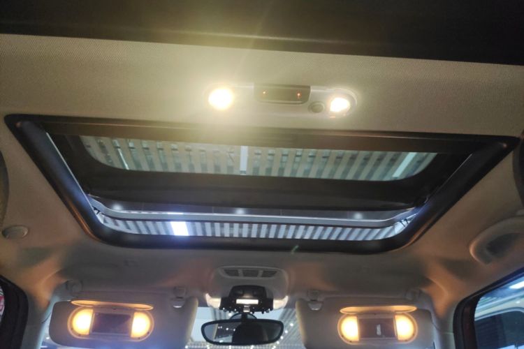 Used MINI 2019 1.5T ONE Five-Door Edition Headliner