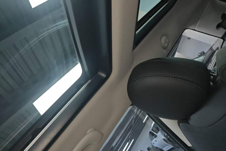 Used MINI 2019 1.5T COOPER Artist Headliner