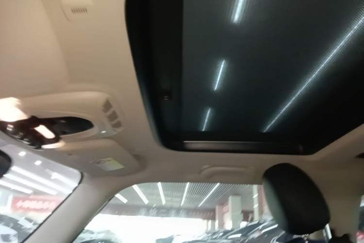 Used MINI 2019 1.5T COOPER Artist Headliner