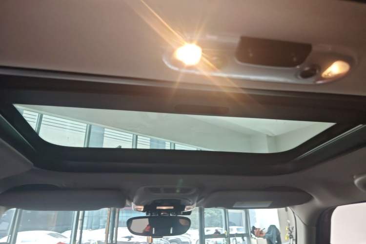 Used MINI 2019 1.5T COOPER Classic Edition Five-Door Version Headliner