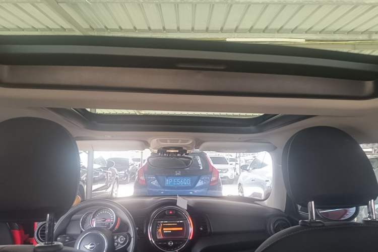 Used MINI 2019 1.5T ONE Headliner