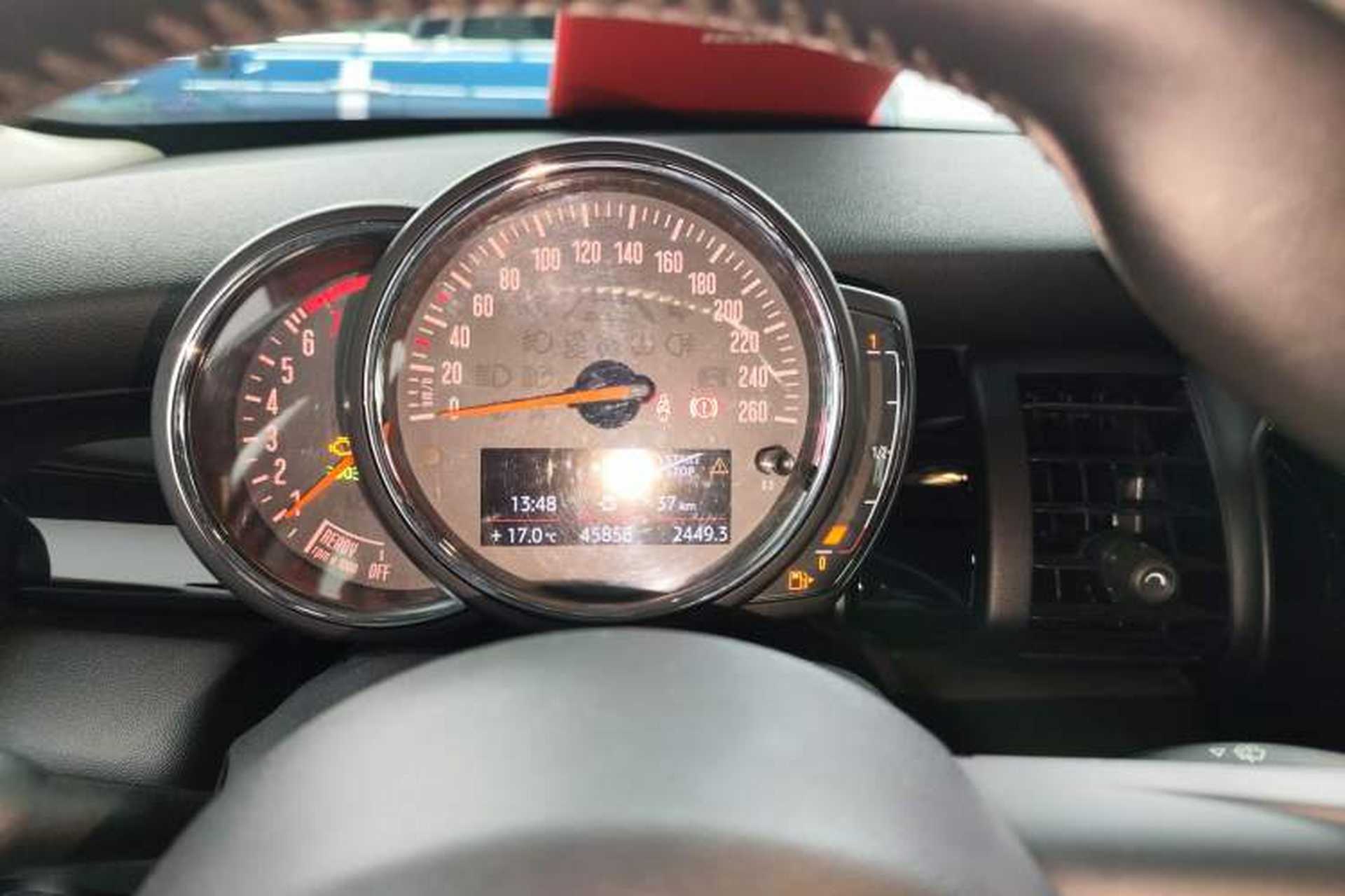 Used MINI 2019 1.5T COOPER Classic Edition Five-Door Version Instrument Cluster