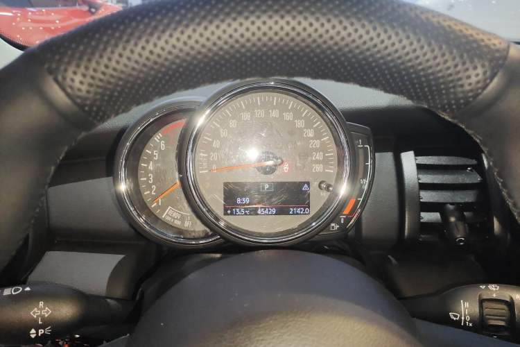 Used MINI 2019 1.5T ONE Five-Door Edition Instrument Cluster