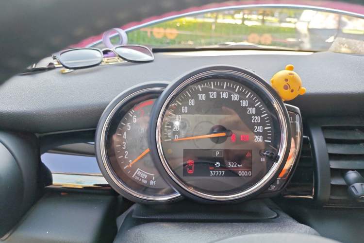 Used MINI 2019 1.5T COOPER Classic Edition Five-Door Version Instrument Cluster