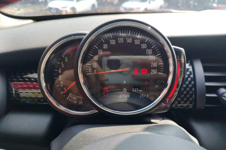 Used MINI 2019 2.0T COOPER S Racing Edition Five-Door Version Instrument Cluster