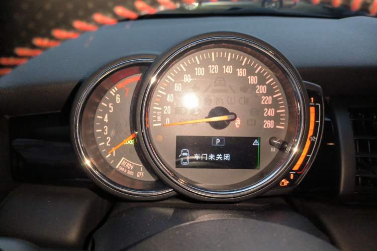 Used MINI  Instrument Cluster