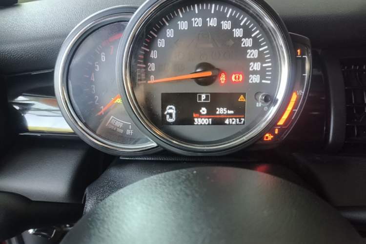 Used MINI 2019 1.5T COOPER Classic Edition Five-Door Version Instrument Cluster